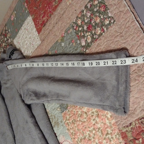 NWT Just Love Long Sleeve Fleece Top - Picture 5 of 9